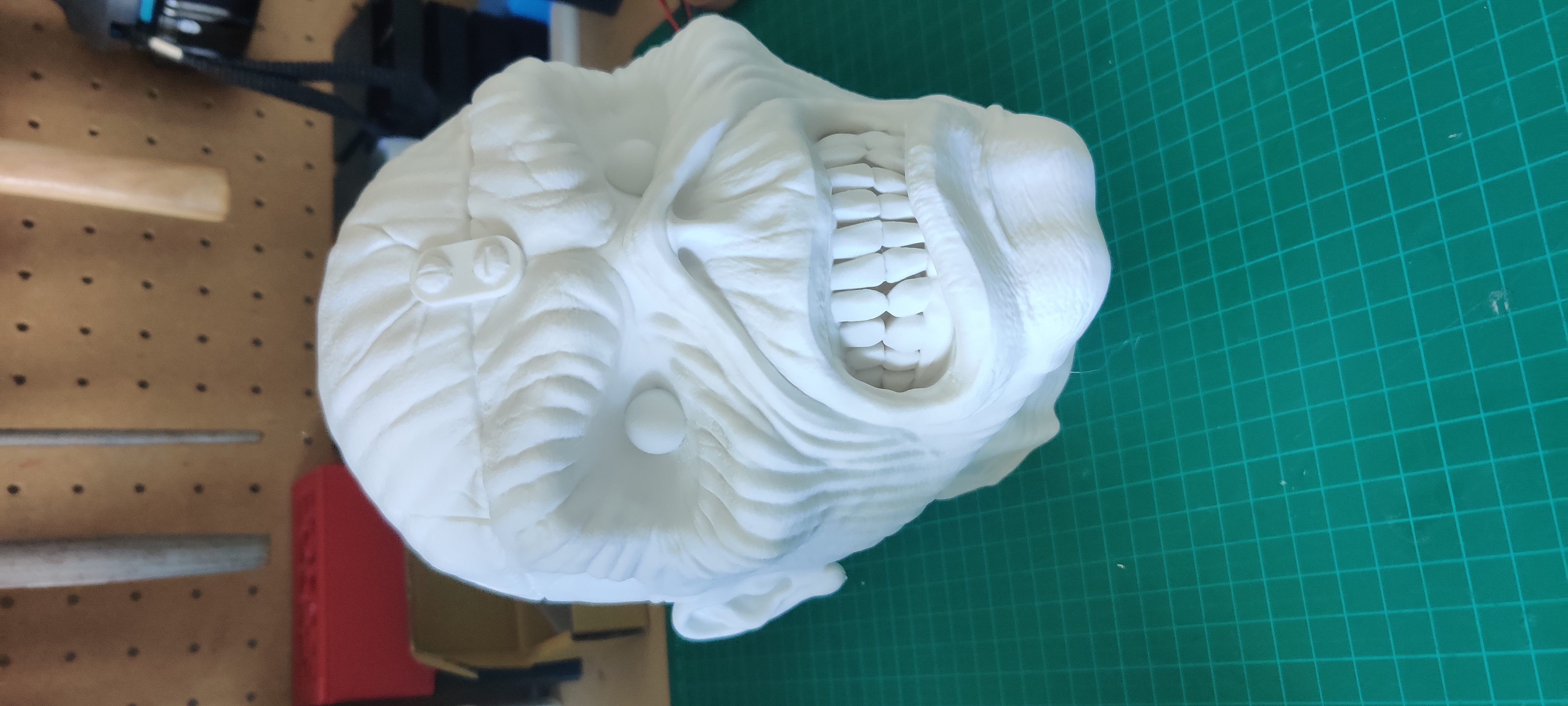 High-detail sculpted print sample